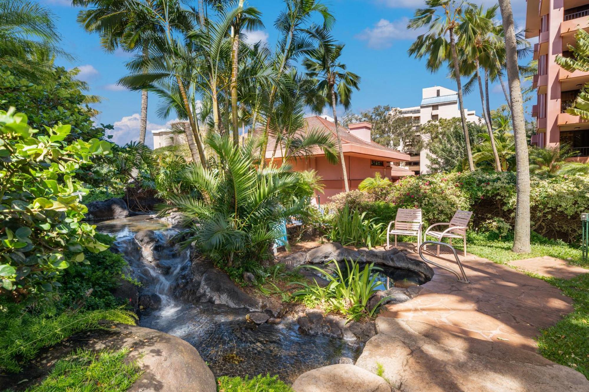 Kahana Falls Resort Napili-Honokowai Exterior photo